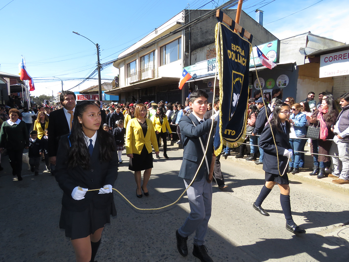 ESTUDIANTES PROTAGONIZAN NUEVAMENTE TRADICIONAL DESFILE DE FIESTAS ...